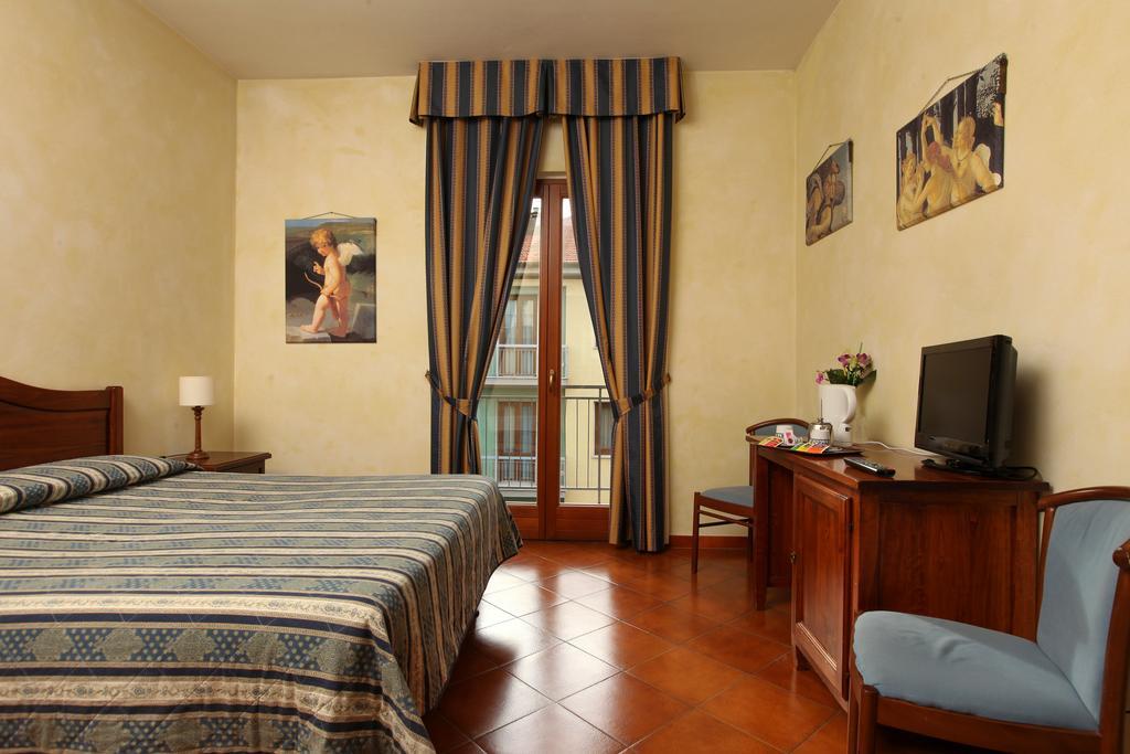 Hotel Bologna ฟลอเรนซ์ ภายนอก รูปภาพ